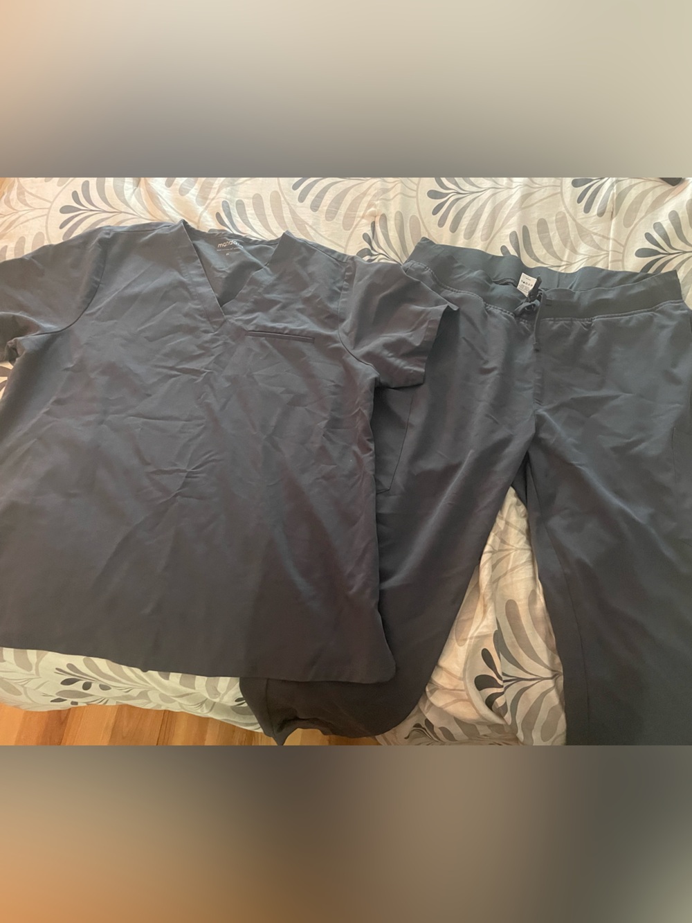Gray mandala scrubs set xl